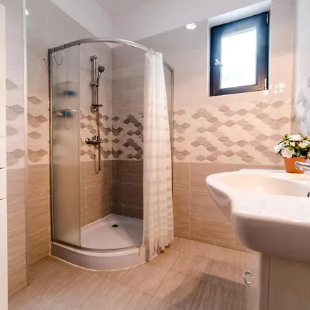 Apartmán Lazardom Apartament Mamaia *